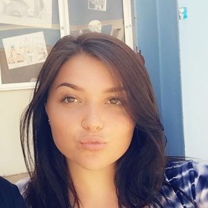 Meet your Posher, Lacey